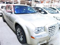 کرایسلەر 300